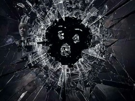 《黑镜》第四季 迷人的痛苦